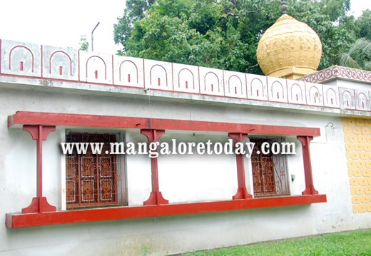 Moodbidri Basadi burglary